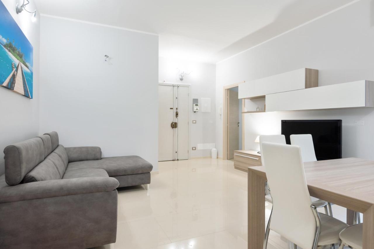 Modern Flat 250 Mt From The Sea - Albissola Marina Apartman Kültér fotó