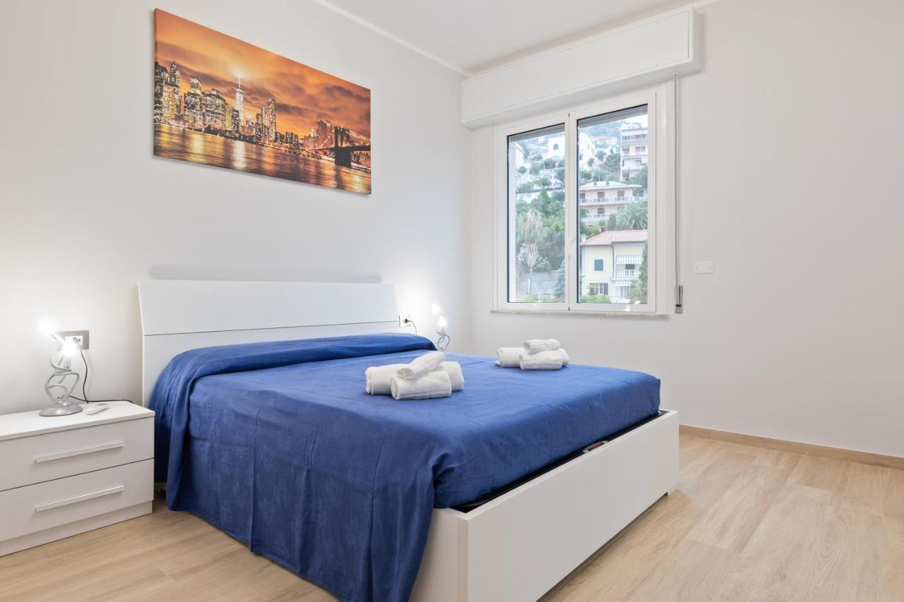 Modern Flat 250 Mt From The Sea - Albissola Marina Apartman Kültér fotó